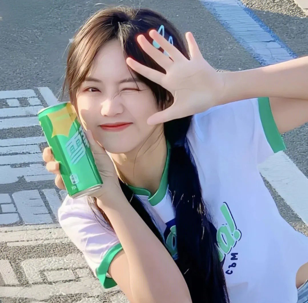 荒岛美女